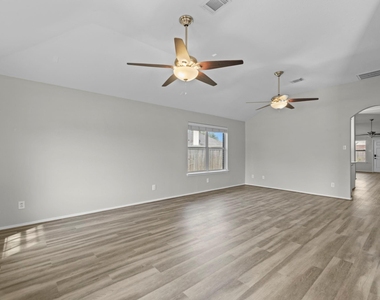 9606 Babbling Spring Court - Photo Thumbnail 5