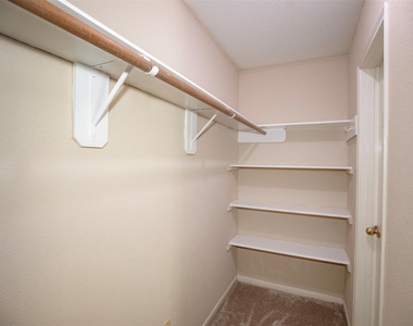 1514 New Cedars Drive - Photo Thumbnail 22