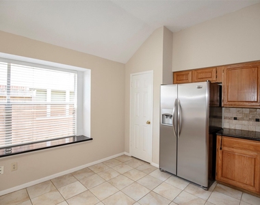 1514 New Cedars Drive - Photo Thumbnail 13
