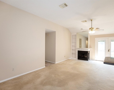 1514 New Cedars Drive - Photo Thumbnail 5