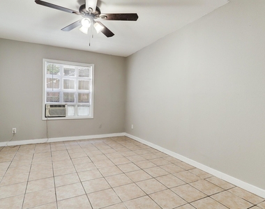 2013 Colquitt Street - Photo Thumbnail 8