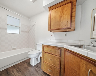 5208 Cunningham Drive - Photo Thumbnail 21