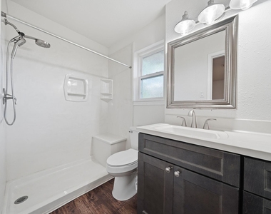 5208 Cunningham Drive - Photo Thumbnail 17