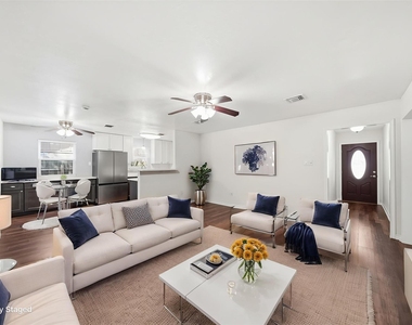 5208 Cunningham Drive - Photo Thumbnail 5