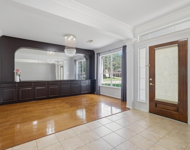 15902 Emerald Briar Lane - Photo Thumbnail 10