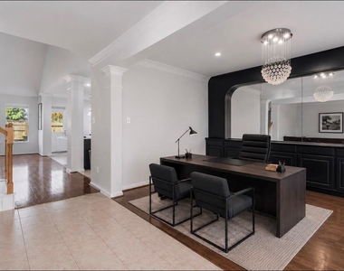 15902 Emerald Briar Lane - Photo Thumbnail 9