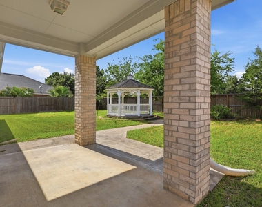 15902 Emerald Briar Lane - Photo Thumbnail 21