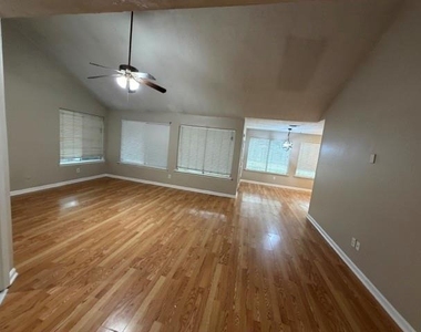 12719 Lacey Crest - Photo Thumbnail 24