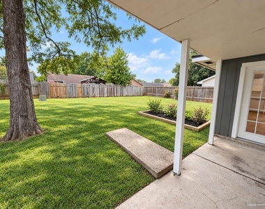12719 Lacey Crest - Photo Thumbnail 5