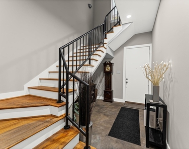 730 Ruthven - Photo Thumbnail 2