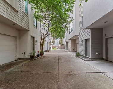 730 Ruthven - Photo Thumbnail 25