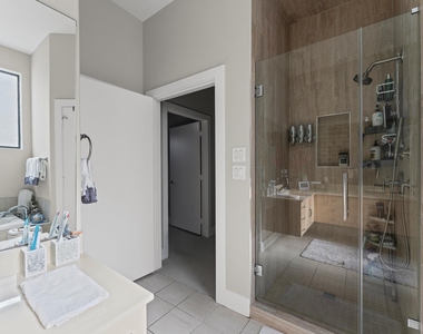 730 Ruthven - Photo Thumbnail 16