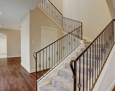 5300 Feagan Street - Photo Thumbnail 15