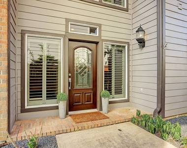 5300 Feagan Street - Photo Thumbnail 2