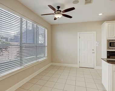 5300 Feagan Street - Photo Thumbnail 12