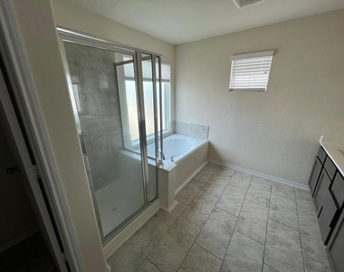 3014 Vita Dolce Drive - Photo Thumbnail 18