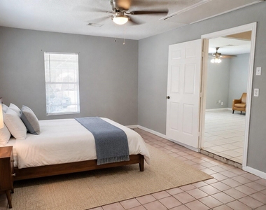 3020 Sagebrush Drive - Photo Thumbnail 6