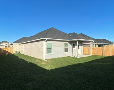 31311 Conover Drive - Photo Thumbnail 18