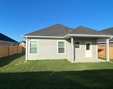 31311 Conover Drive - Photo Thumbnail 17