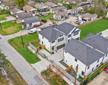 241 Rebecca Street - Photo Thumbnail 22