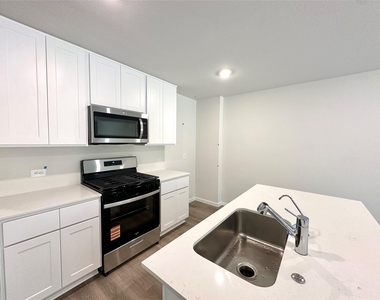12316 Lexington Heights - Photo Thumbnail 4