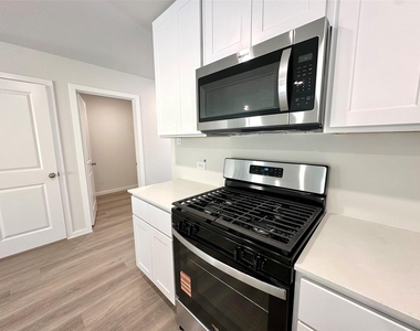 12316 Lexington Heights - Photo Thumbnail 5