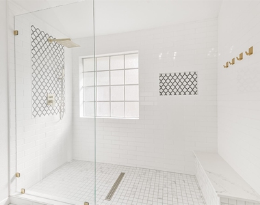 11230 Sunshine Park Drive - Photo Thumbnail 27