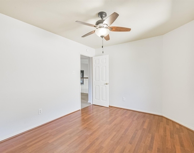 11230 Sunshine Park Drive - Photo Thumbnail 34