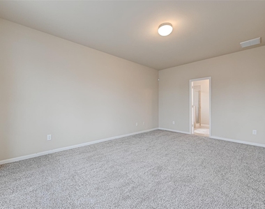 10118 Mariposa Green Court - Photo Thumbnail 9