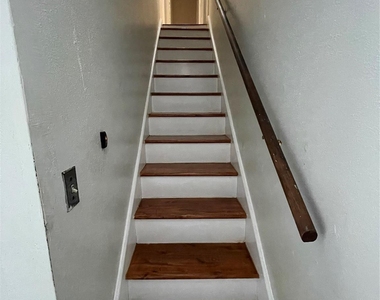 6601 Sands Point Drive - Photo Thumbnail 17