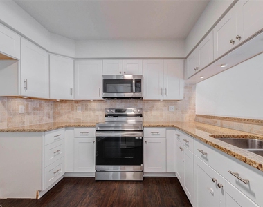 8100 Cambridge Street - Photo Thumbnail 12