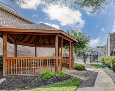 8100 Cambridge Street - Photo Thumbnail 26