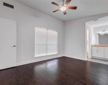 8100 Cambridge Street - Photo Thumbnail 16