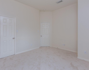 3107 Rosholt Drive - Photo Thumbnail 33