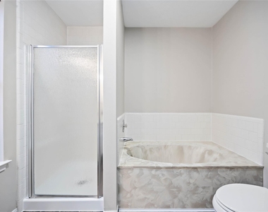 5418 Roserock Lane - Photo Thumbnail 24