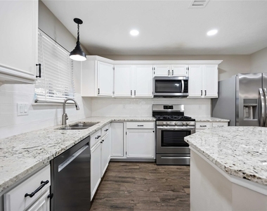 5418 Roserock Lane - Photo Thumbnail 14