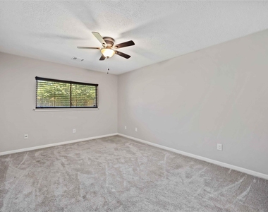 5418 Roserock Lane - Photo Thumbnail 21