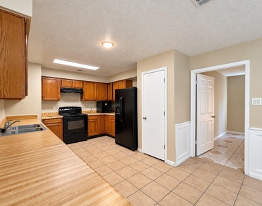 11314 Gracechurch Drive - Photo Thumbnail 3