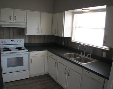 134 Redfish Drive - Photo Thumbnail 8