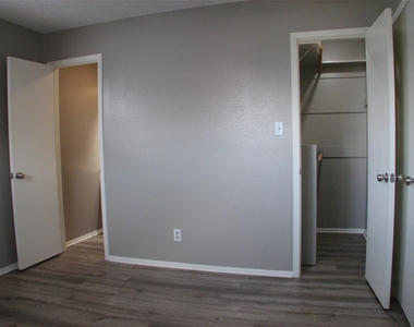 134 Redfish Drive - Photo Thumbnail 11