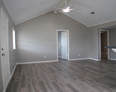 134 Redfish Drive - Photo Thumbnail 3