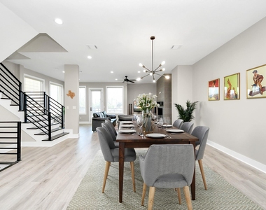 1805 Blodgett Street - Photo Thumbnail 11
