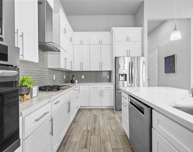 8938 Intervale Street - Photo Thumbnail 16