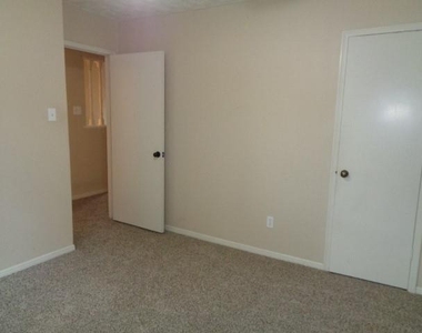 5923 Green Springs Drive - Photo Thumbnail 22