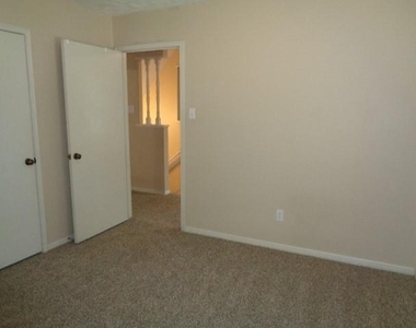 5923 Green Springs Drive - Photo Thumbnail 20