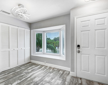 435 Ocean Park Lane - Photo Thumbnail 3
