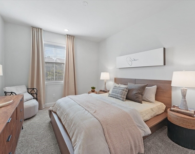9217 Washington Heights - Photo Thumbnail 10