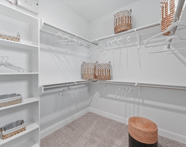 9217 Washington Heights - Photo Thumbnail 24