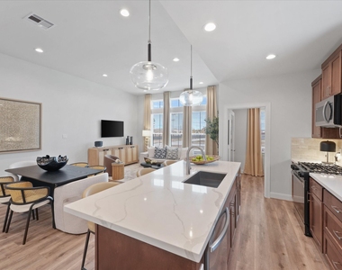 9217 Washington Heights - Photo Thumbnail 4