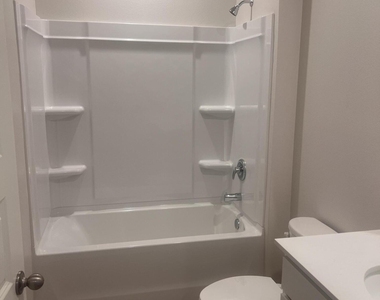 1684 Garabaldi Circle Se - Photo Thumbnail 13